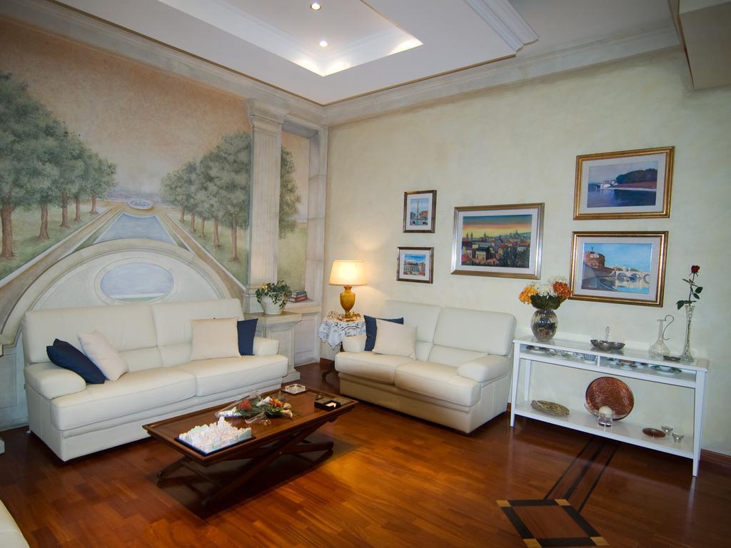 B&B Les Suites Рим Екстериор снимка