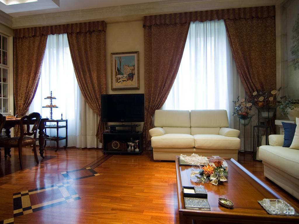 B&B Les Suites Рим Екстериор снимка